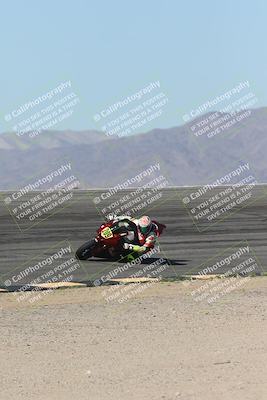 media/Oct-13-2025-Moto Forza (Mon) [[a66d839500]]/2-A Group/Session 2 (Bowl)/